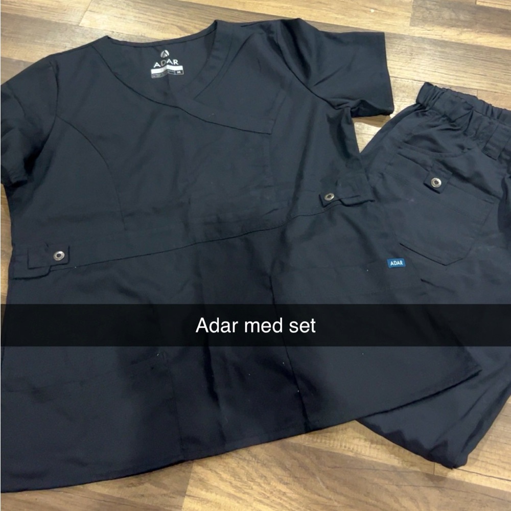 Women’s Adar Med black scrub set